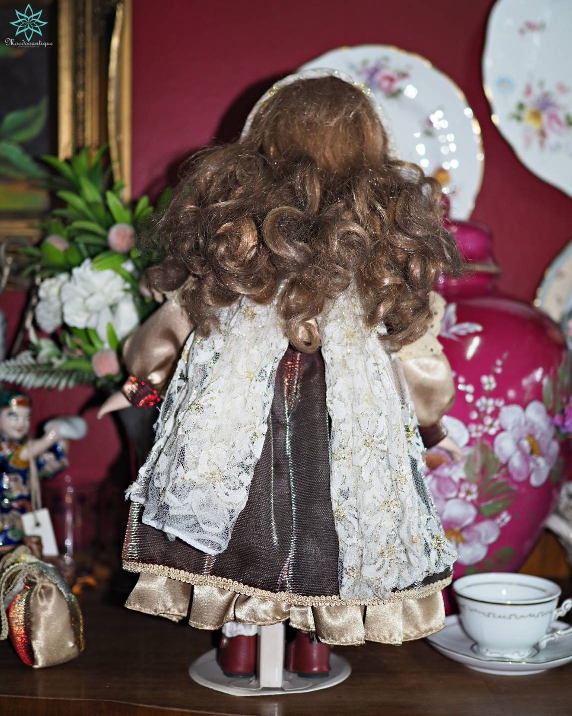 ตุ๊กตาตุ๊กตาพอร์ซเลน leonardo collection