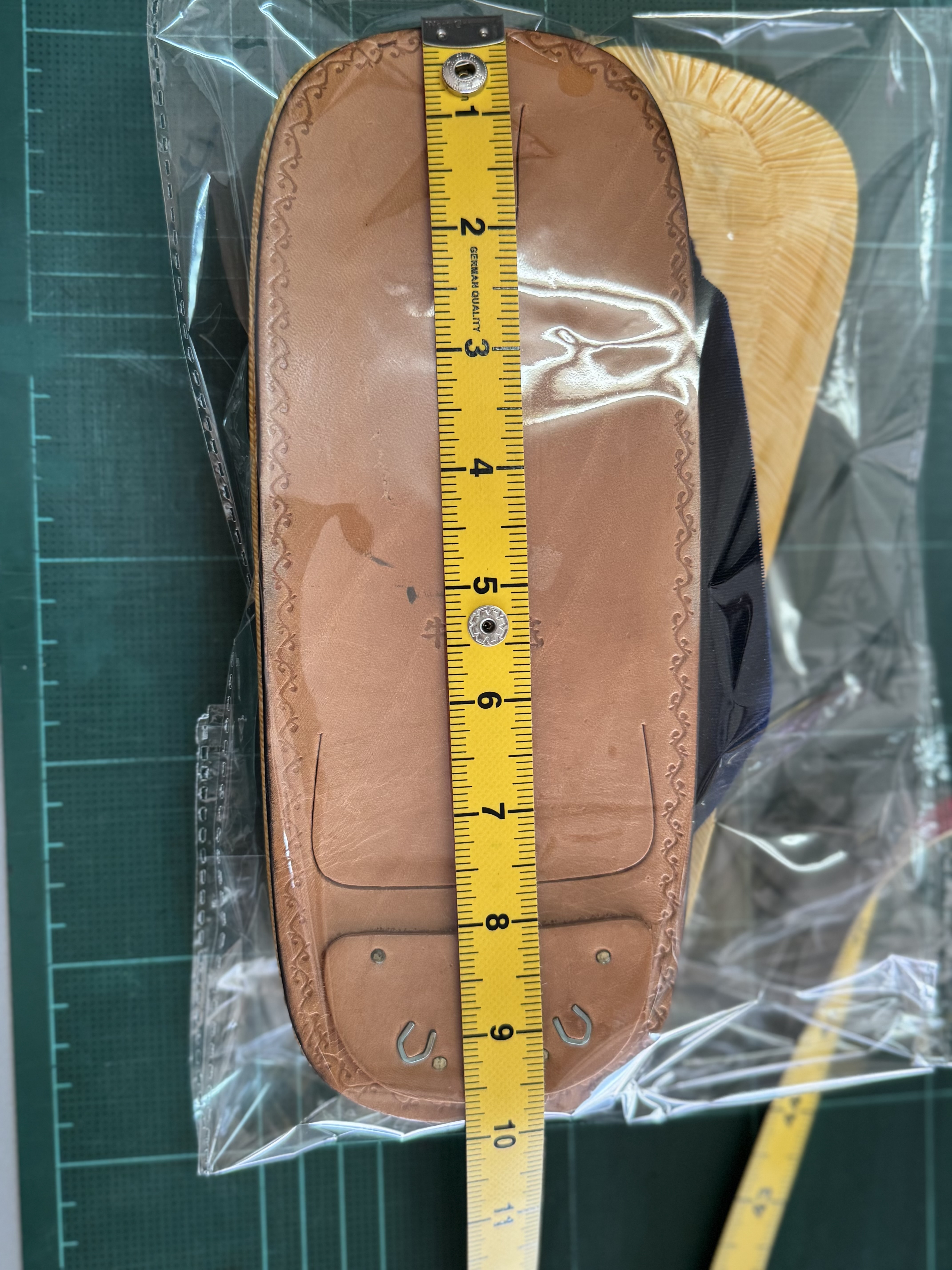 รองเท้าญี่ปุ่นผู้ชาย พื้นรองเท้าเป็นหนังวัว ความยาวเท้า10 “