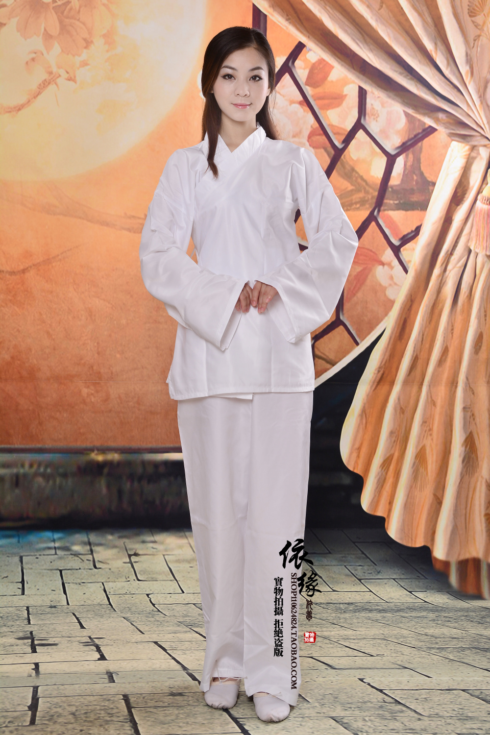 ชุดขาว กินเจ. สินค้าพร้อมส่ง