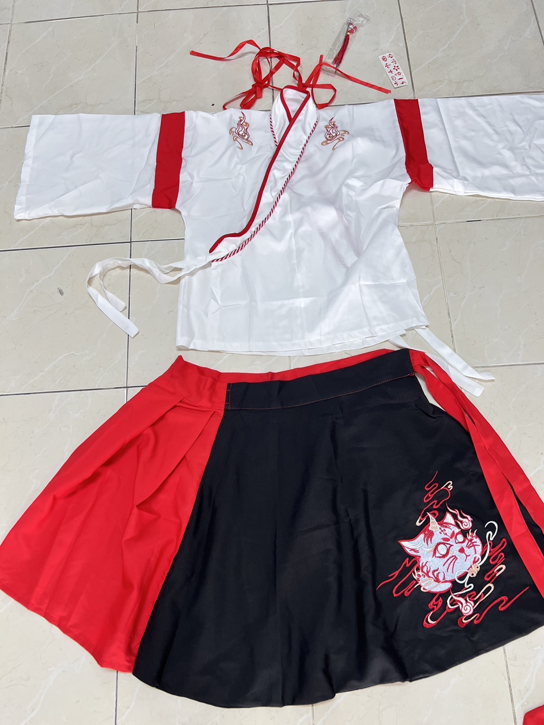 #กิโมโน เสื้อ+กระโปรง สีขาวดำ