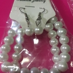 สร้อยคอมุขพร้อมตุ้มหู