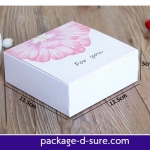 กล่องสี่เหลี่ยมจัตุรัส เปิดบน 13.5x13.5x5 สีขาว ดอกไม้ชมพู for you