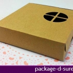 กล่องสี่เหลี่ยมจัตุรัส ทรงเตี้ย เปิดบน 14.4x14.4x4 กระดาษคราฟ