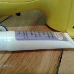 แคปซิล ใสปรุ หุ้มหลอดครีม ชิ้นเล็ก ๆ