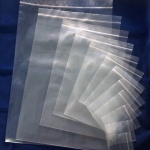 ถุงซิป ขายดี ราคาถูก มีจำหน่ายปลีกและส่ง หลากหลายขนาด และรับผลิตตามขนาดที่ต้องการ