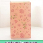ถุงกระดาษสีแบบฐานตั้ง ไม่มีหูหิ้ว ไซส์เล็ก 23*12*8 ลายดอกไม้ชมพู พื้นชมพู