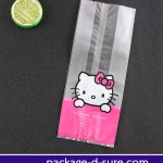 ถุงซีลกลางขยายข้าง เนื้อกึ่งขุ่น 8x22.5+4 ลายคิตตี้ แพ็ค 50 ใบ