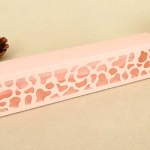 โปรโมชั่น//กล่องมาการองแบบยาว ใส่ 10 ชิ้น ฉลุด้านบน 6x25.8x4 สีโอรสอ่อน