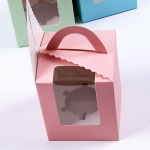 โปรโมชั่น//กล่องหูหิ้วคัพเค้ก 1 ชิ้น เจาะหน้าต่างทรงสูง 9.2x9.2x11 สีชมพู