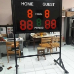 ป้ายบอกคะแนน ป้ายกีฬา แบบพลิก ป้ายไม้ ป้ายบอกคะแนน แบบพลิก ขนาด 120ซม x 80 ซม. มีขาตั้งพร้อมล้อเลื่อน