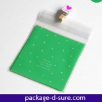 ล้างสต็อก//ถุงคุกกี้ แถบกาว 10x10 ลายจุดขาว พื้นหลังสีเขียว แพ็ค 100 ใบ