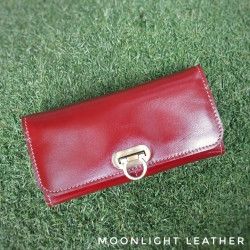 กระเป๋าสะพายรุ่น Andromedra สีแดงเข้ม (ไซส์ S)