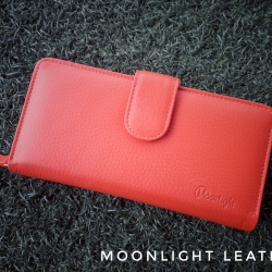 กระเป๋าสตางค์ผู้หญิงใบยาวสวย สีส้ม เป็นหนังวัวแท้แสนนุ่ม ทนทาน โดนน้ำได้ไม่ลอกร่อน พร้อมกล่องแบรนด์แท้ Moonlight