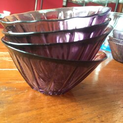 ชุดถ้วยขนมสีม่วง