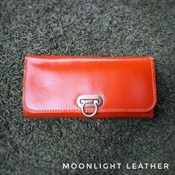 กระเป๋าสะพายรุ่น Andromedra สีส้ม (ไซส์ S)