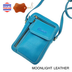 กระเป๋าหนังวัวแท้ Moonlight รุ่น Ruth สะพายข้าง สีฟ้า หนังนุ่มนิ่ม สะท้อนน้ำ ไม่ลอกร่อน มีช่องใส่ของจุใจ กระทัดรัด
