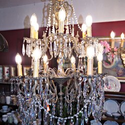 Rare Antique Brass and crystal chandelier แอนทีคช่อโคมไฟทองเหลืองงานฝรั่งเศส