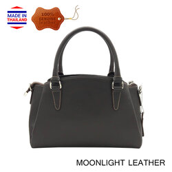 กระเป๋าหนังวัวแท้ MOONLIGHT รุ่น Demeter สีน้ำตาลเข้ม เรียบหรู น้ำหนักเบา ช่องเยอะ ทนทานไม่ลอก ยิ่งใช้ยิ่งสวย มีสายยาว