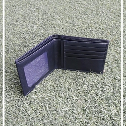 กระเป๋าสตางค์ชาย รุ่น PICS สีดำ