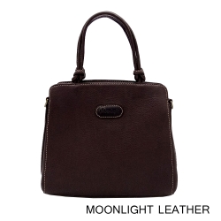 กระเป๋าสะพายหนังแท้ MOONLIGHT รุ่น Freya สีน้ำตาลเข้ม ทำจากหนังวัวแบบชามัวร์ นุ่มมาก ทนทาน ไม่ลอกร่อน ยิ่งใช้ยิ่งสวย
