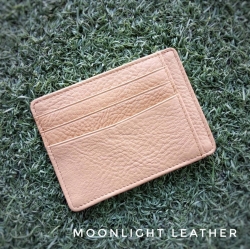 กระเป๋าใส่บัตร หนังแท้ รุ่น Radon สีเบจ ทนทาน บางเฉียบ นิ่มมาก พกพาง่าย ใส่แบงค์พันได้ มีกล่อง