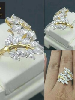 แหวนใบมะกอกเพชรแท้ทรงมาคีน้ำหนักรวม 0.80 cts