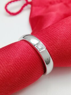 แหวนปลอกมีดทองคำแท้ประดับเพชร 0.07 cts