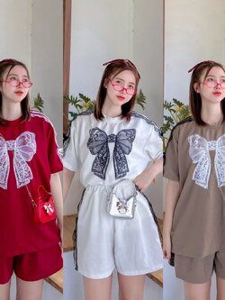 ชุดขาสั้นมาใหม่พร้อมส่ง(ส่ง) # ผ้าวุลเวฟ สาวอวบใส่สบาย Set2ชิ้น เสื้อลโอเวอร์ไซส์ติดลูกไม้ กางเกงขาสั้นติดลูกไม้ มีกระเป๋า2ข้างใช้งานได้จริง ทรงสวยใส่สบาย 🔥💥☄️🔥🔥💥☄️ ขนาด อก 32-44 เอว24-34สะโพก 36-44 กา