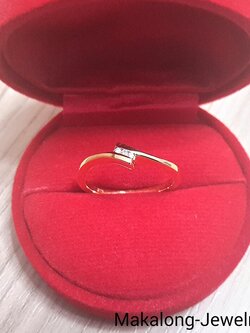 แหวนทองคำแท้ประดับเพชรแท้ 0.09 cts