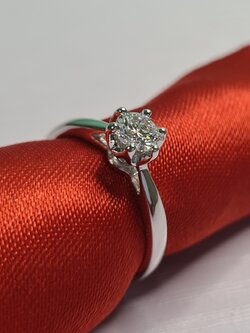 แหวนเพขร GIA 0.40 cts น้ำ 100