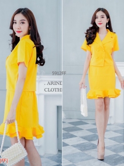 ชุดเซตกระโปรงเสื้อครอปปกสูท