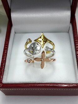 แหวนหลุยส์ทองคำแท้ประด้บเพชรเบลเยี่ยมแท้ รวม 0.09 cts