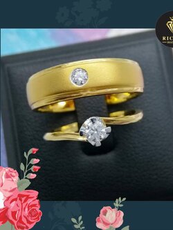 แหวนคู่ประดับเพชรแท้รวม 0.19 cts