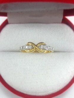 แหวนหมายเลขแปดทองคำฝังเพชรเบลเยี่ยมแท้ 0.15 cts